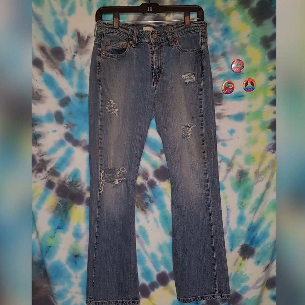 🍑 Levi's jeans